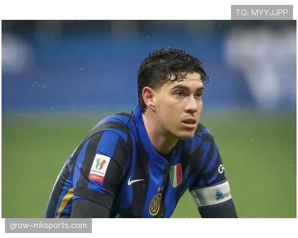 巴斯托尼：对比范戴克——出球能力与防守风格差异